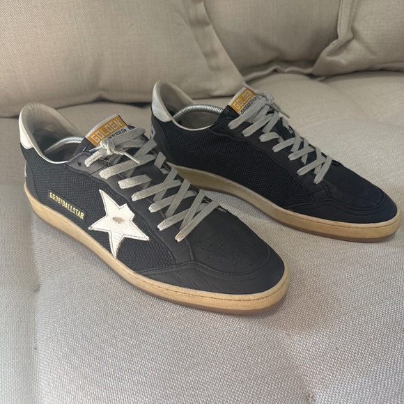 Golden Goose Sneakers in black with white star. EU45 - Picture 1 of 5